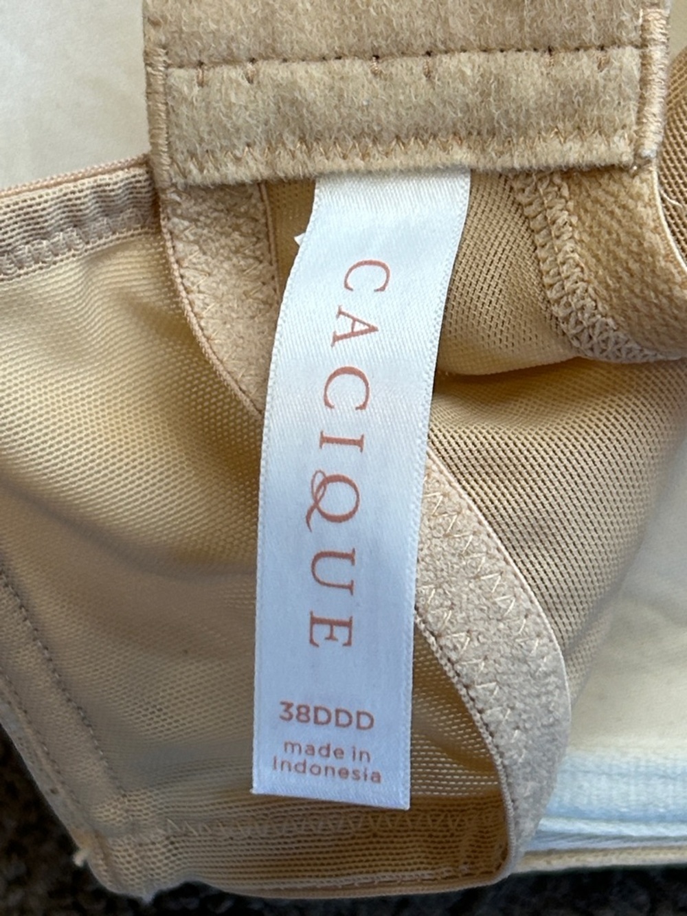 Cacique Modern Lace Covered Balconette  Beige Bra Size 38DDD - Picture 9 of 10